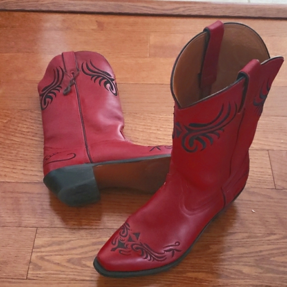 Women's red rare  western boots
